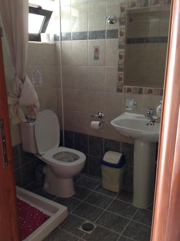 Eva Rooms Makrýgialos Екстериор снимка