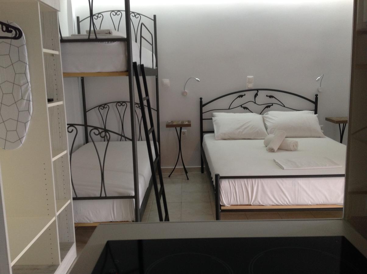 Eva Rooms Makrýgialos Екстериор снимка